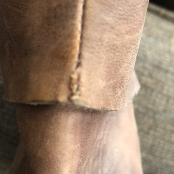 Chick on a Mission Gray leather fold over booties - Picture 5 of 7